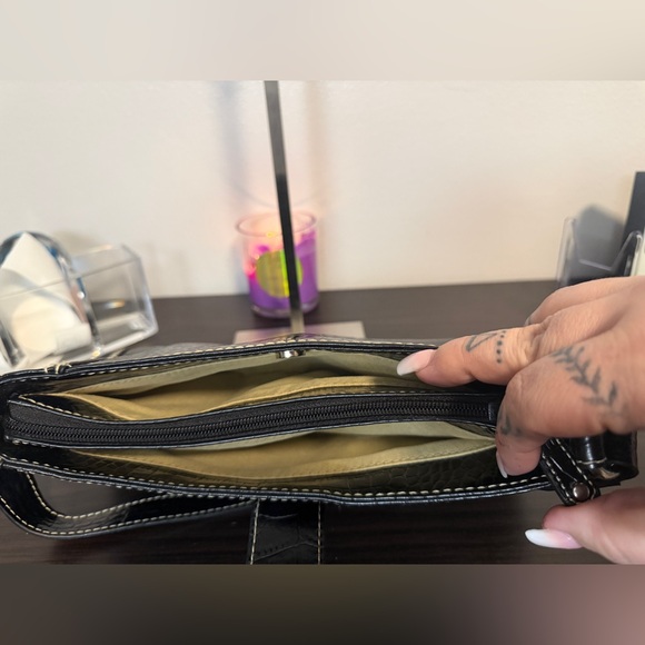 Liz & Co Vintage (2000) Black Croc-Embossed Shoulder Bag EUC - Picture 5 of 7